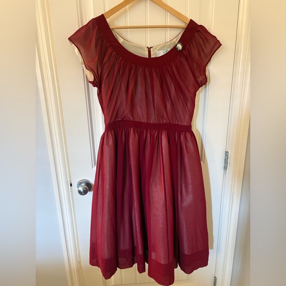 Modcloth Dresses & Skirts - Modcloth Burgundy Midi Dress with Cap Sleeves & Snap-On Cape